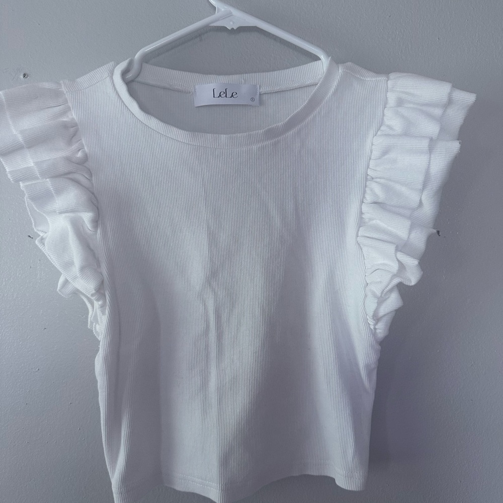 Nice shirt with ruffle sleeves